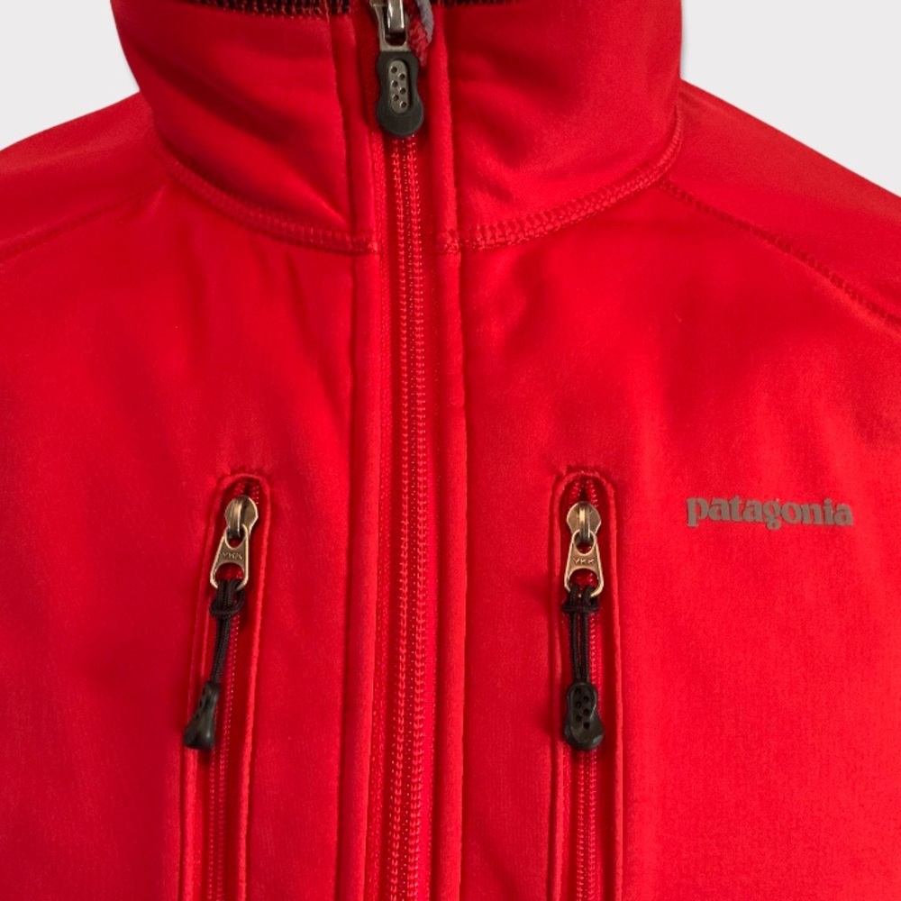 Patagonia All Weather Reflective Trail Running Jacket Slim Fit  L Red Black Grey